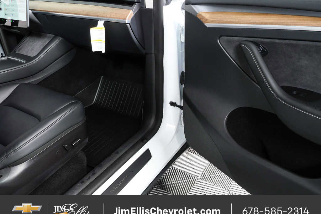 Used 2022 Tesla Model Y Performance image 23