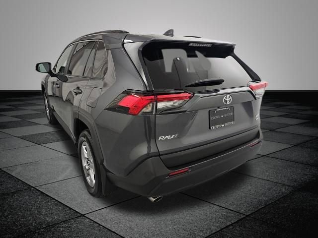 Used 2023 Toyota RAV4 XLE w/ Convenience Package AWD/4WD image 4