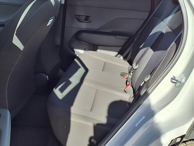 New 2026 Hyundai Kona SE image 13