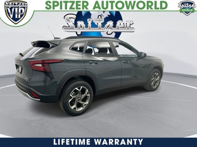 New 2026 Chevrolet Trax LT w/ LT Convenience Package FWD image 8