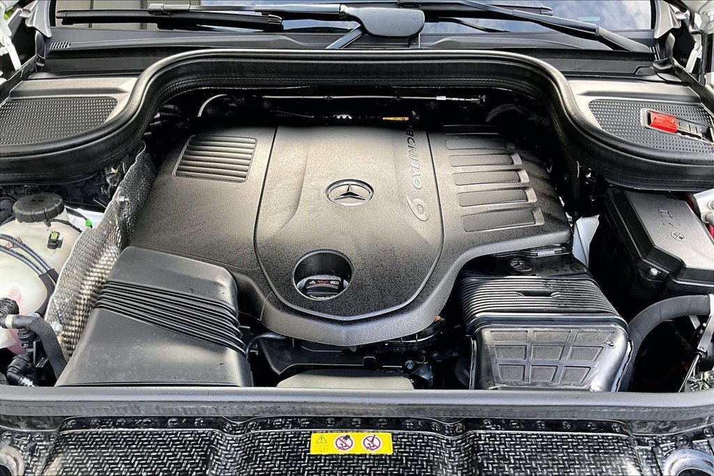 Certified 2026 Mercedes-Benz GLE 450 4MATIC image 9