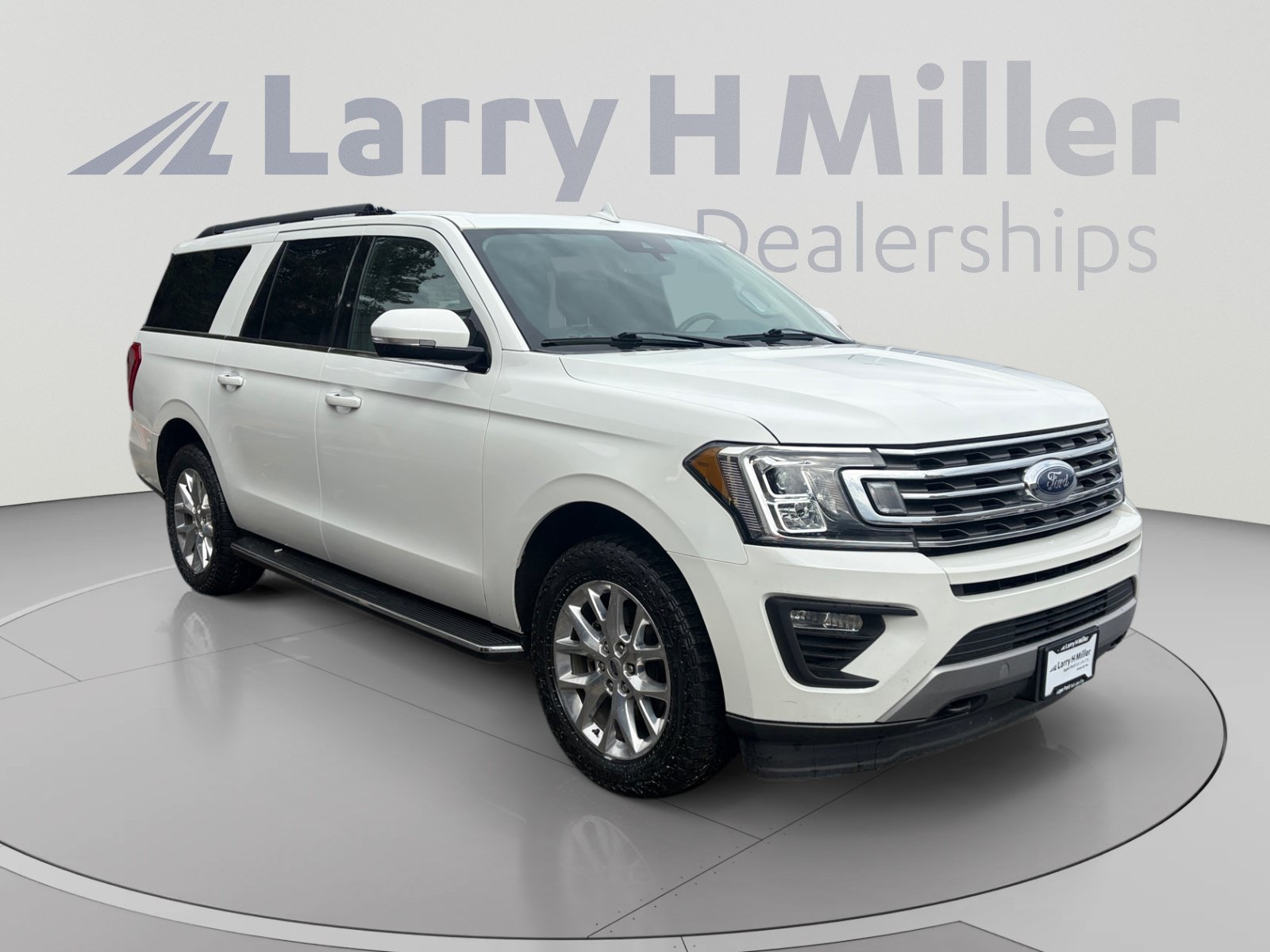 Used 2020 Ford Expedition Max XLT w/ Equipment Group 202A AWD/4WD image 7