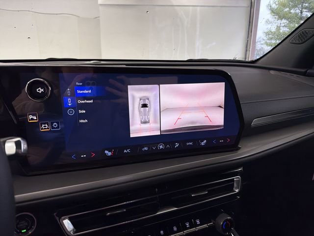 Certified 2026 Chevrolet Traverse LT w/ Enhanced Driving Package image 29