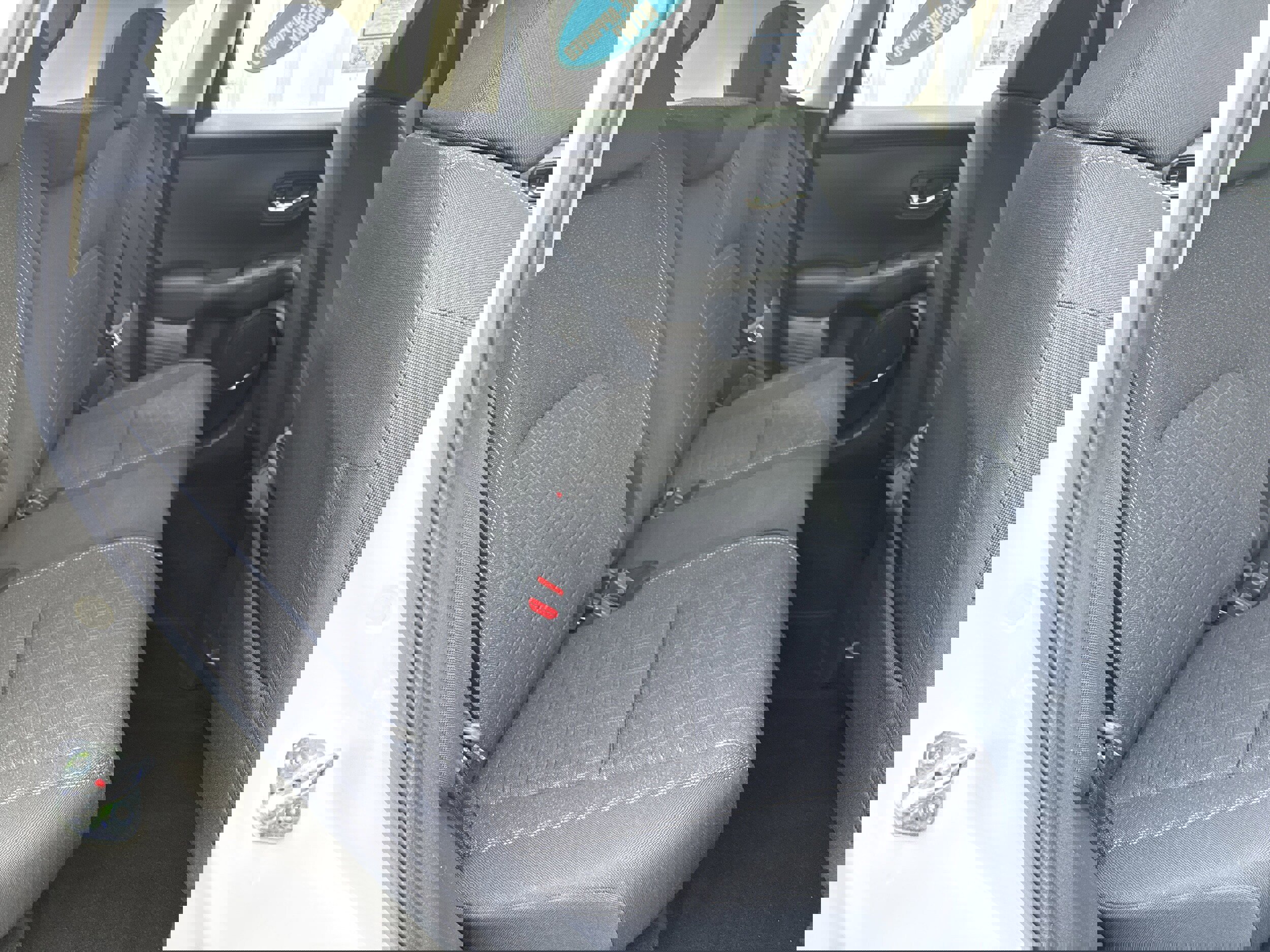 Used 2023 Honda HR-V LX image 11