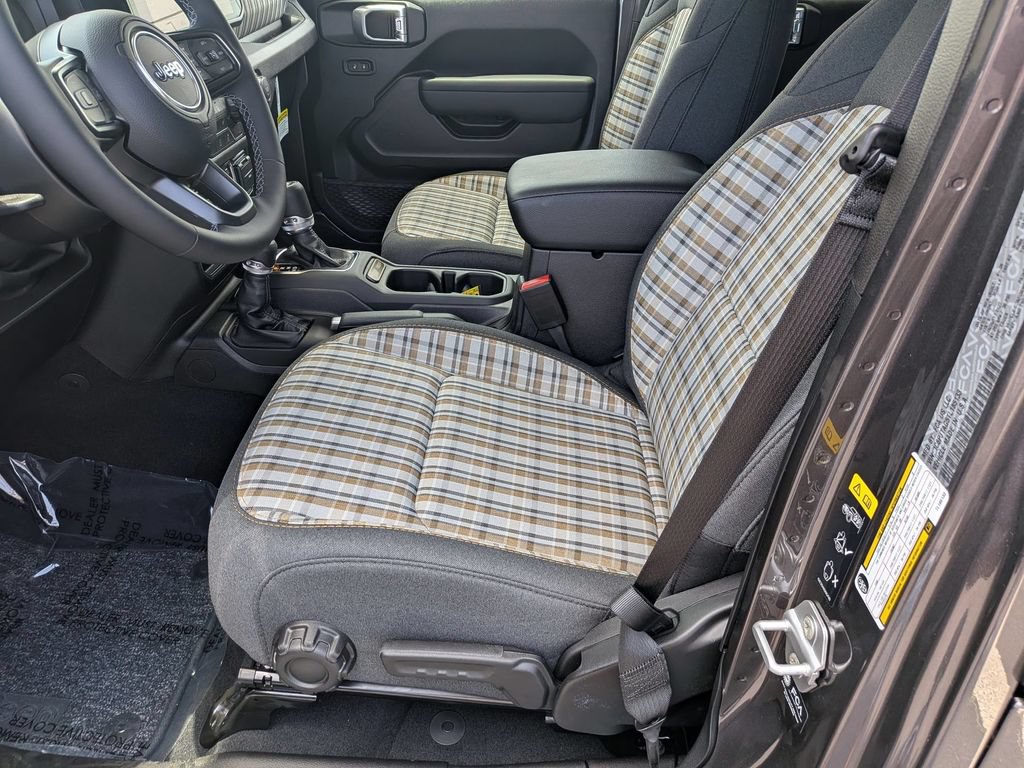 New 2026 Jeep Gladiator Sport AWD/4WD image 11