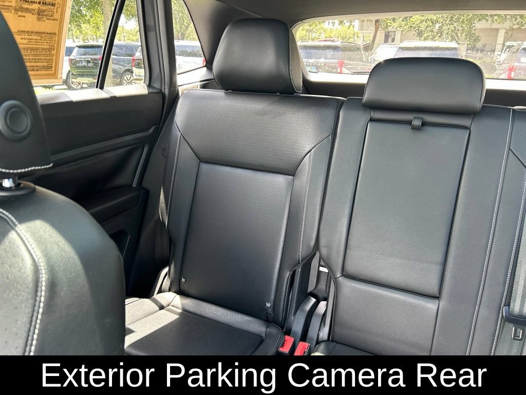 Used 2020 Volkswagen Atlas Cross Sport SE w/ Panoramic Sunroof Package FWD image 12