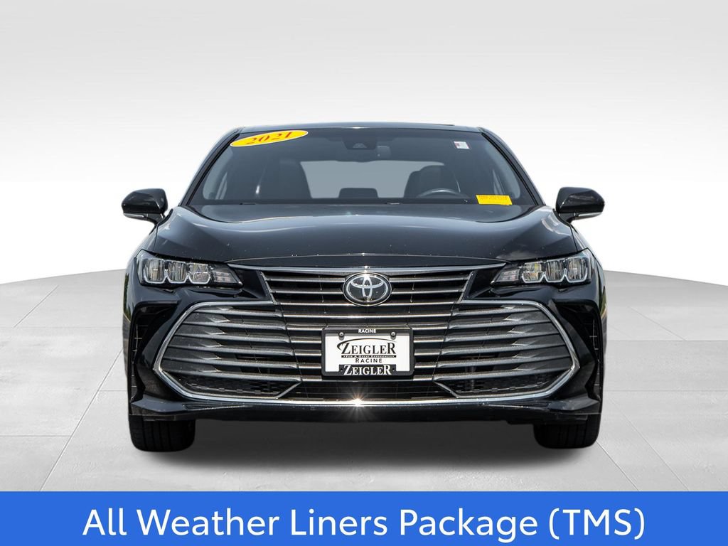 Used 2021 Toyota Avalon XLE w/ Moonroof Package AWD/4WD image 2