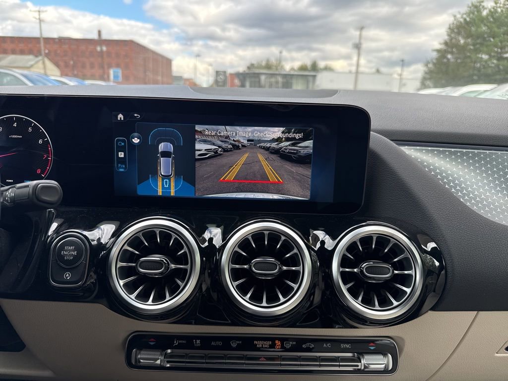 New 2026 Mercedes-Benz GLA 250 4MATIC image 30