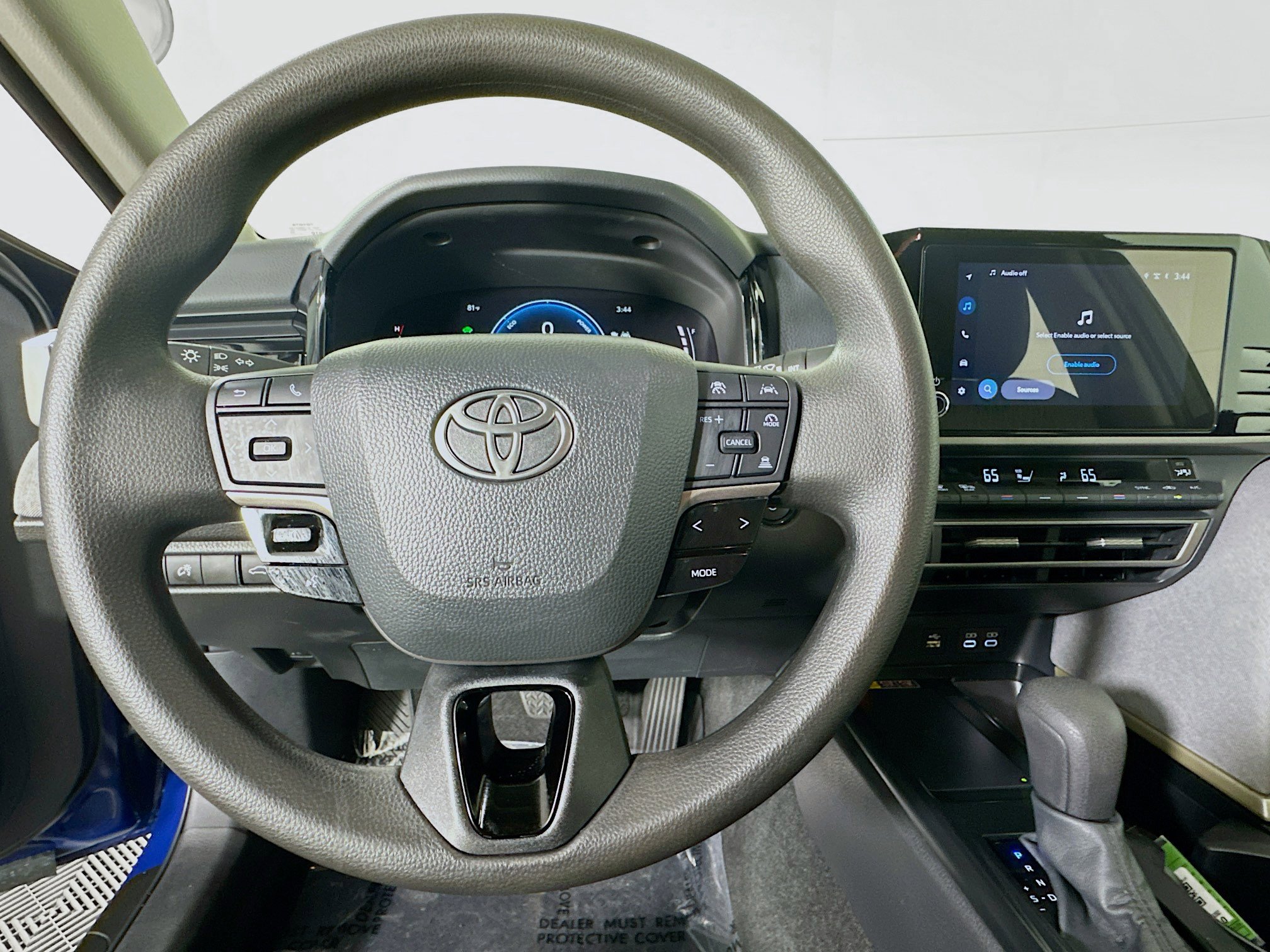 Used 2025 Toyota Camry LE image 15