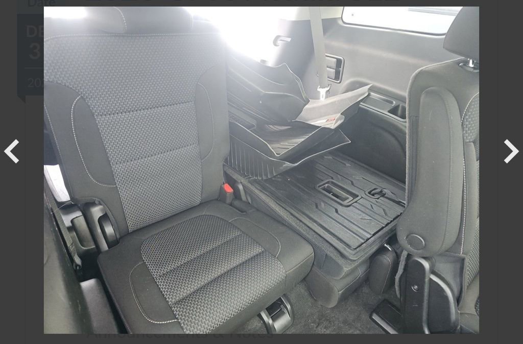 Used 2023 GMC Acadia SLE w/ Driver Convenience Package image 14