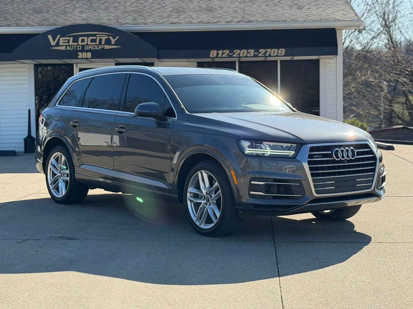 Used 2018 Audi Q7 3.0T Prestige w/ Prestige Package AWD/4WD image 1