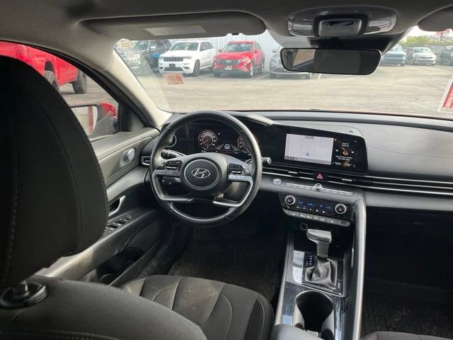 Used 2023 Hyundai Elantra SEL w/ Convenience Package FWD image 38