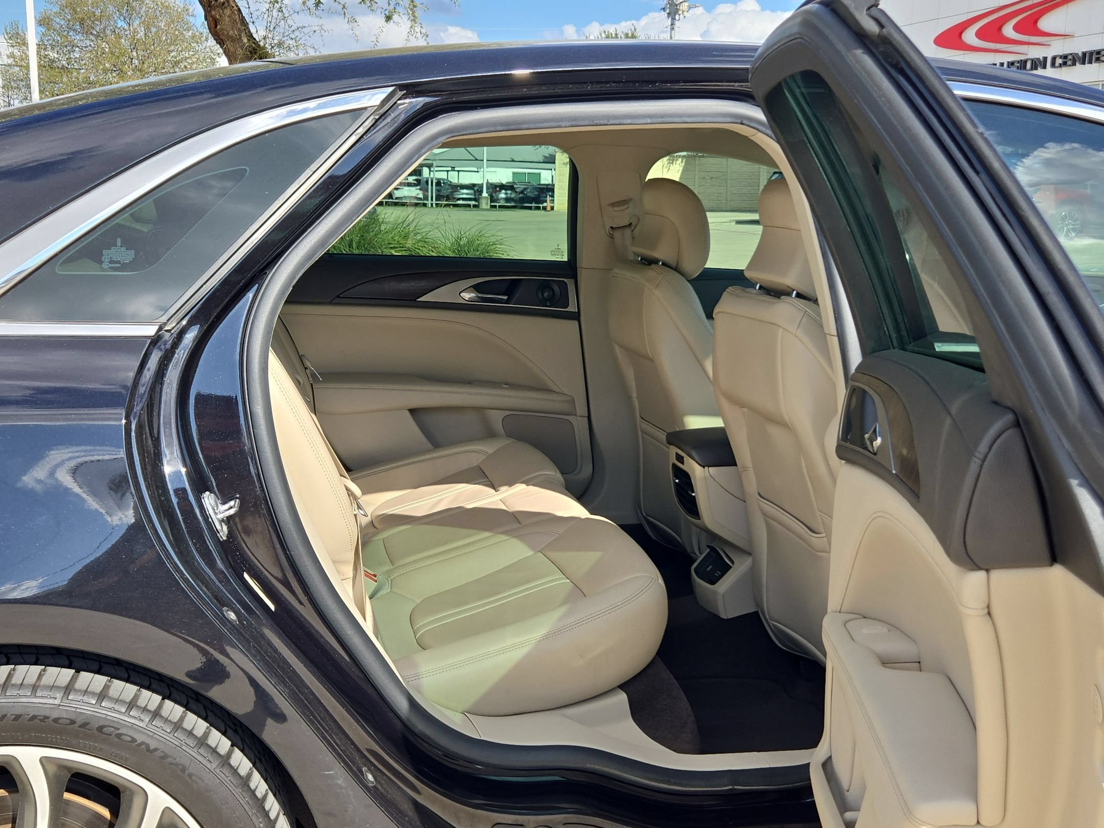 Used 2019 Lincoln MKZ Reserve w/ Reserve Plus Package AWD/4WD image 23