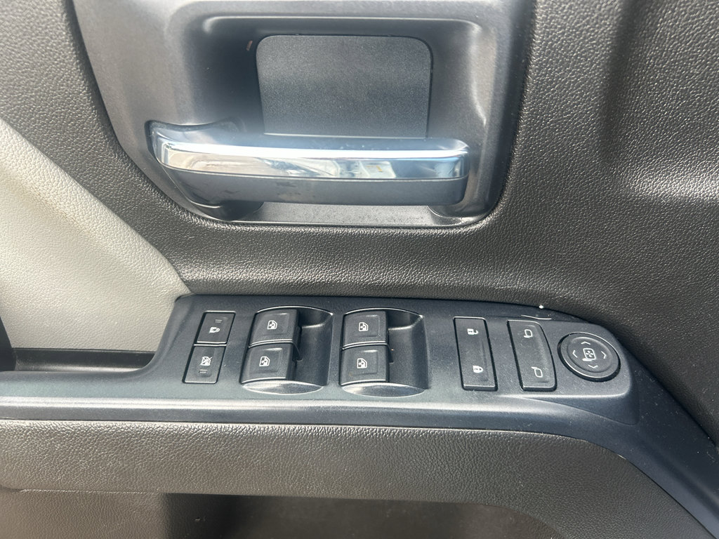 Used 2018 Chevrolet Silverado 2500 W/T w/ WT Convenience Package AWD/4WD image 20