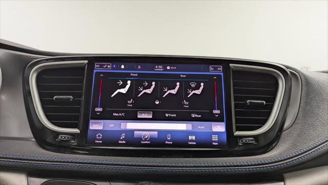 Used 2021 Chrysler Pacifica Touring-L image 27