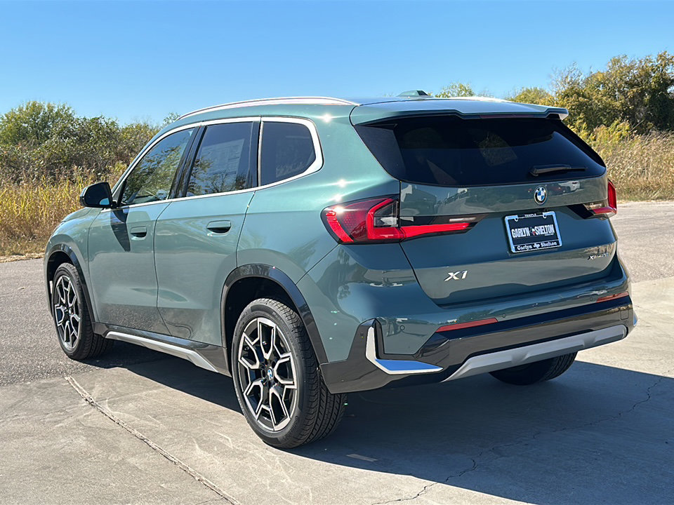 New 2026 BMW X1 xDrive28i w/ Technology Package AWD/4WD image 6