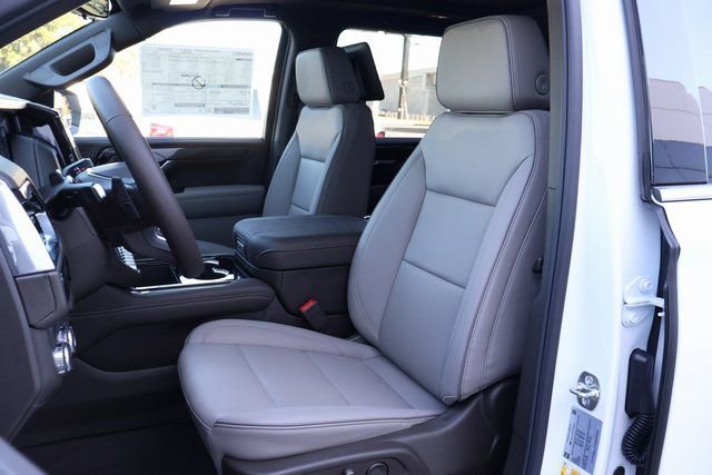 New 2026 GMC Yukon XL Elevation w/ Elevation Premium Package RWD image 13