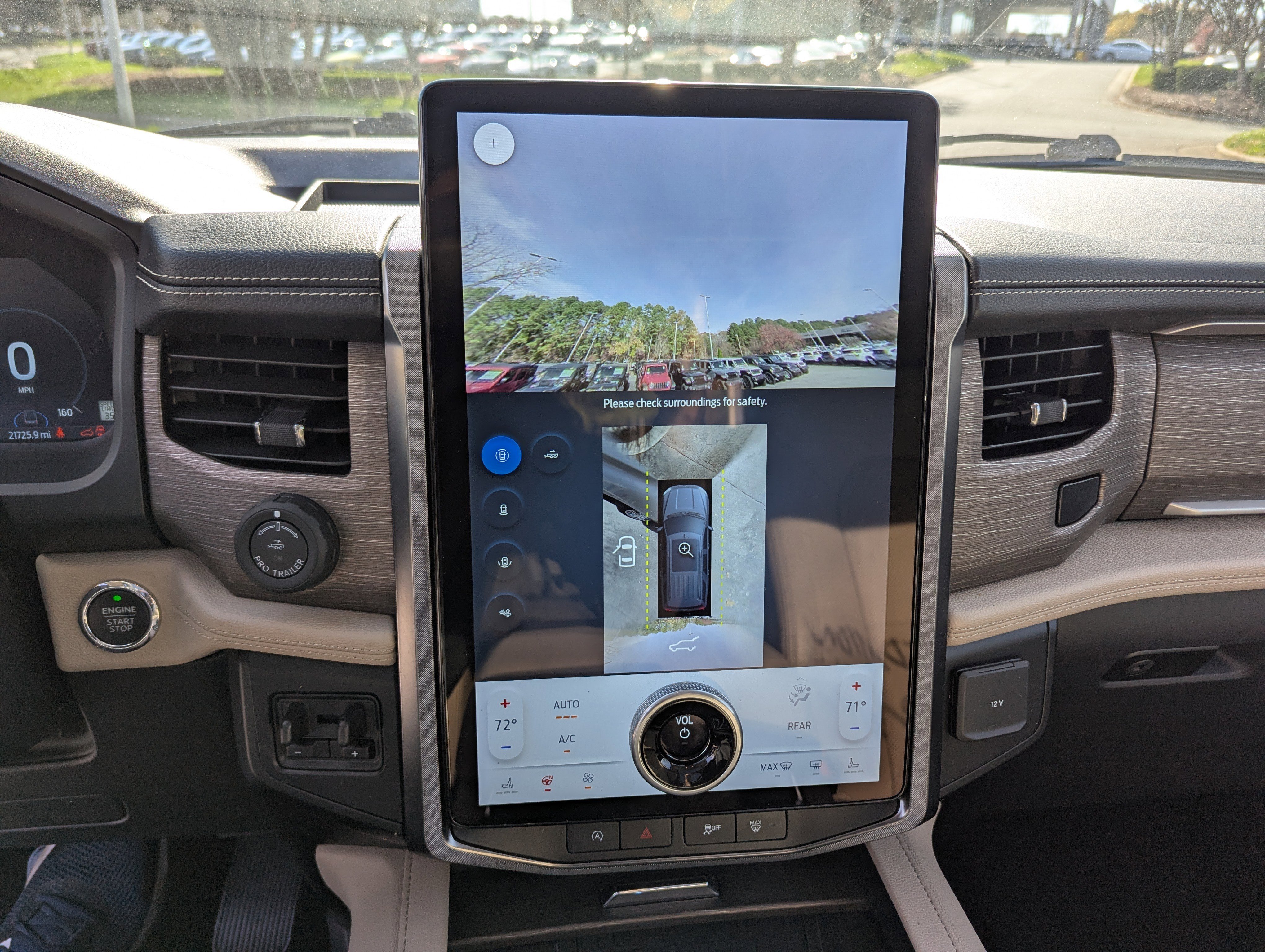 Used 2024 Ford Expedition Limited image 25