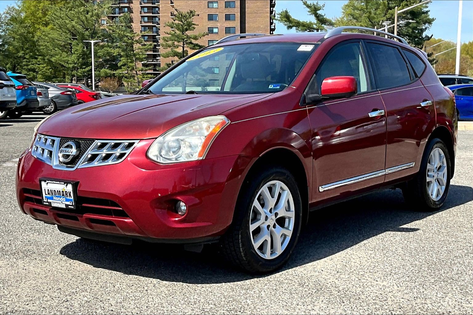 Used 2013 Nissan Rogue SL image 1