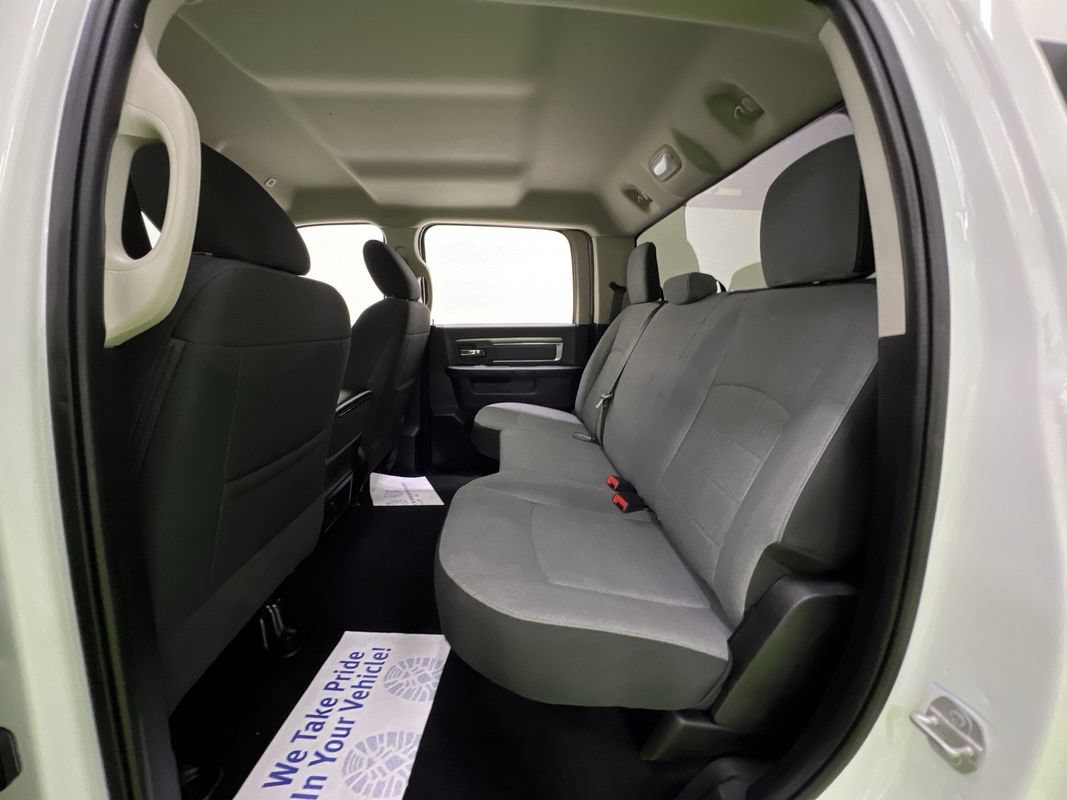 Used 2022 RAM 1500 Classic SLT AWD/4WD image 26