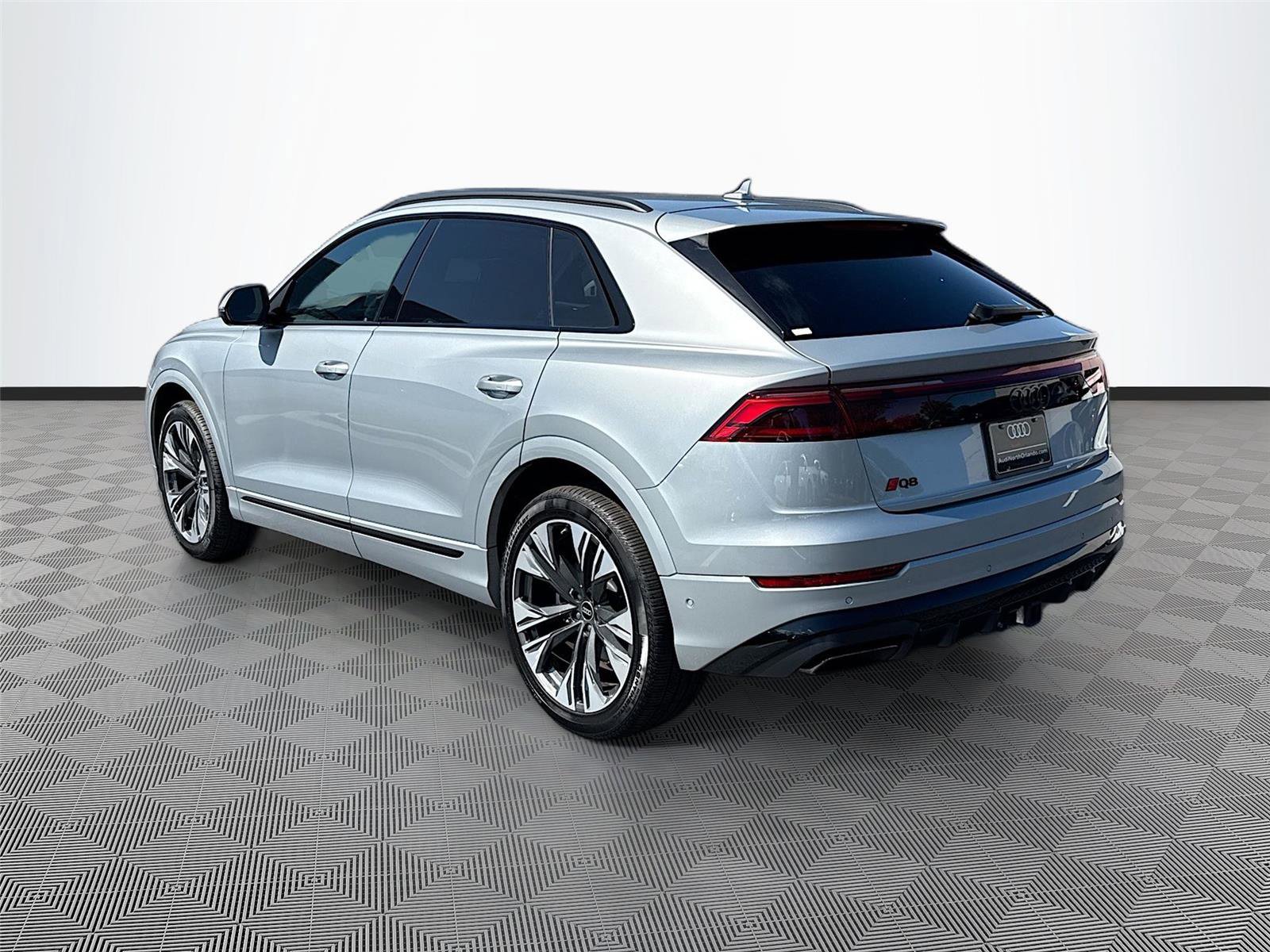 Certified 2025 Audi Q8 Premium Plus w/ Premium Plus Package image 5