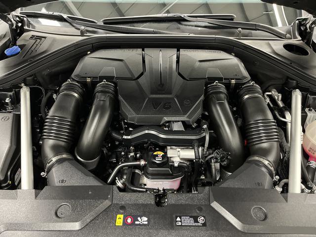 Used 2025 Genesis GV70 3.5T Sport w/ Sport Advanced Package image 38