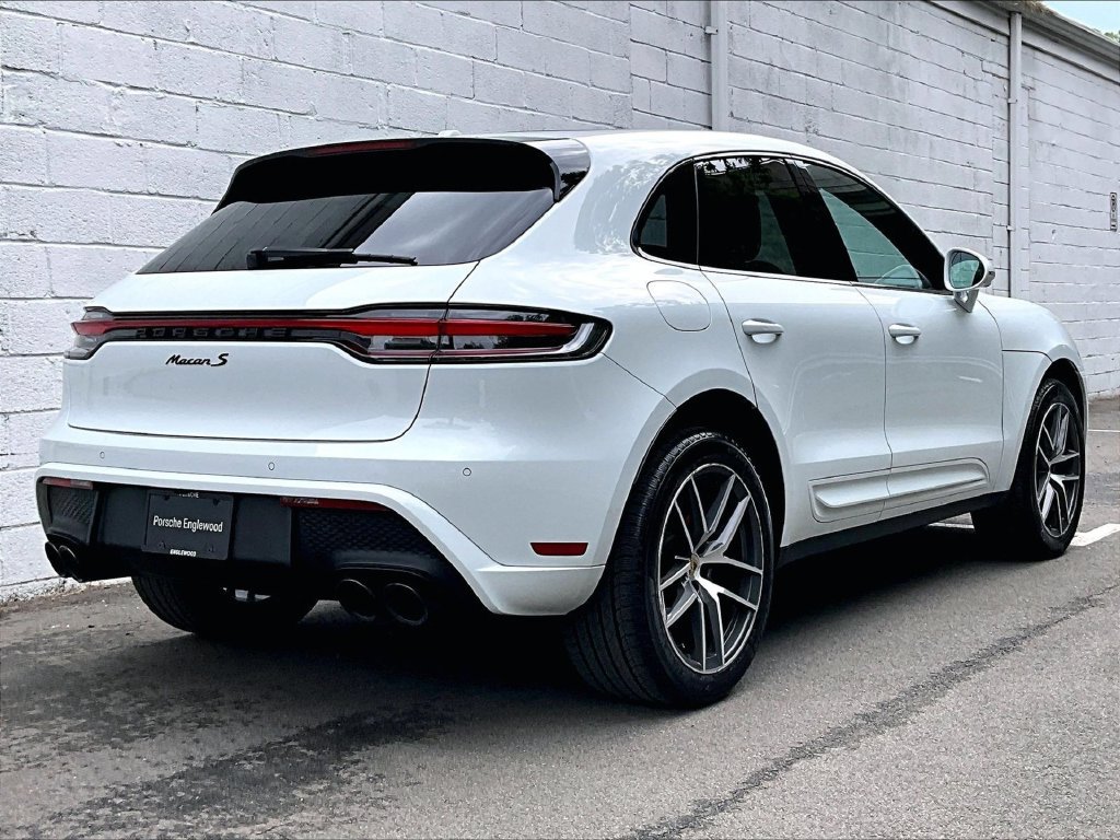 Certified 2023 Porsche Macan S AWD/4WD image 16