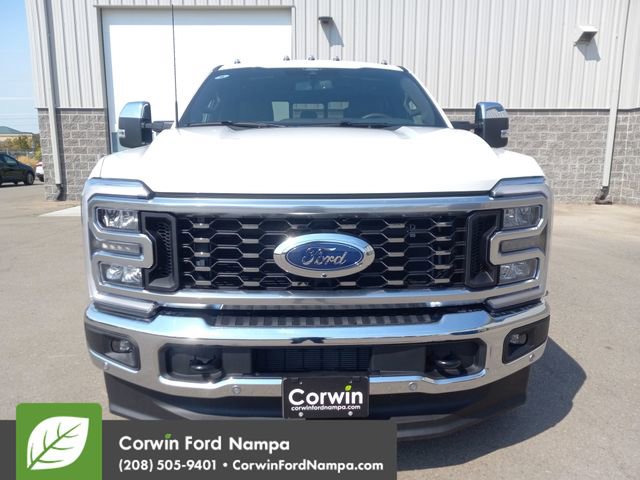 New 2026 Ford F350 4x4 Crew Cab DRW Super Duty image 8
