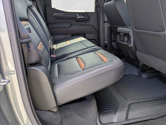 Used 2023 GMC Sierra 1500 AT4 w/ Technology Package image 17