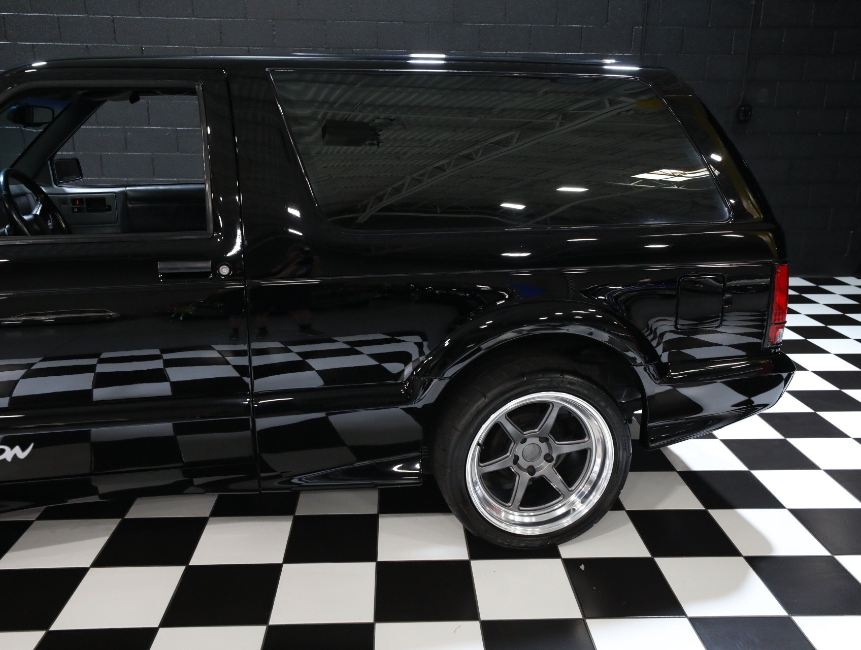 Used 1993 GMC Typhoon AWD/4WD image 26