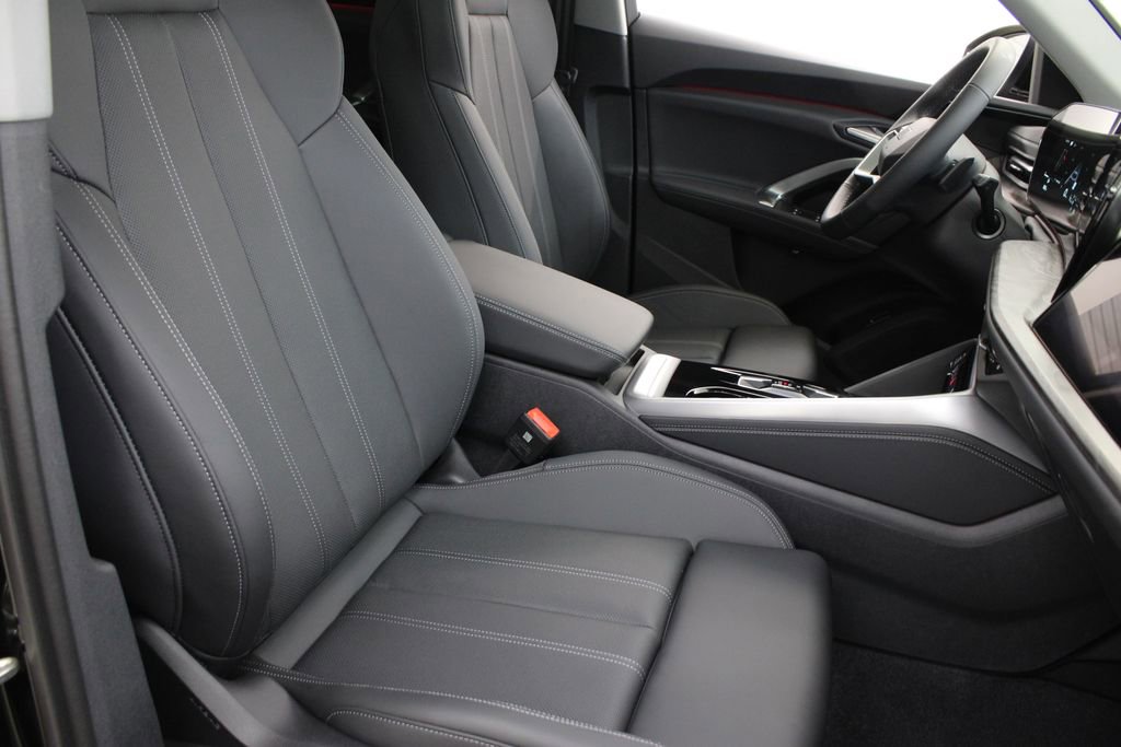 New 2025 Audi Q5 Prestige AWD/4WD image 24