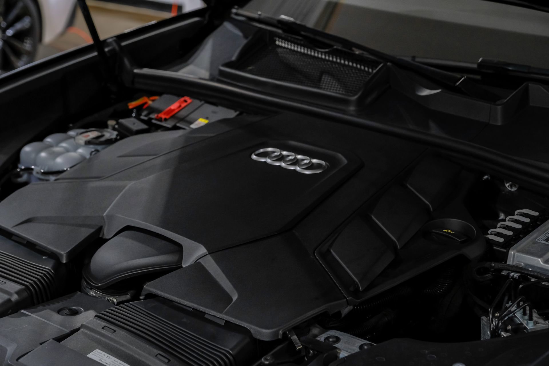 Used 2023 Audi Q8 Premium Plus w/ Premium Plus Package image 55