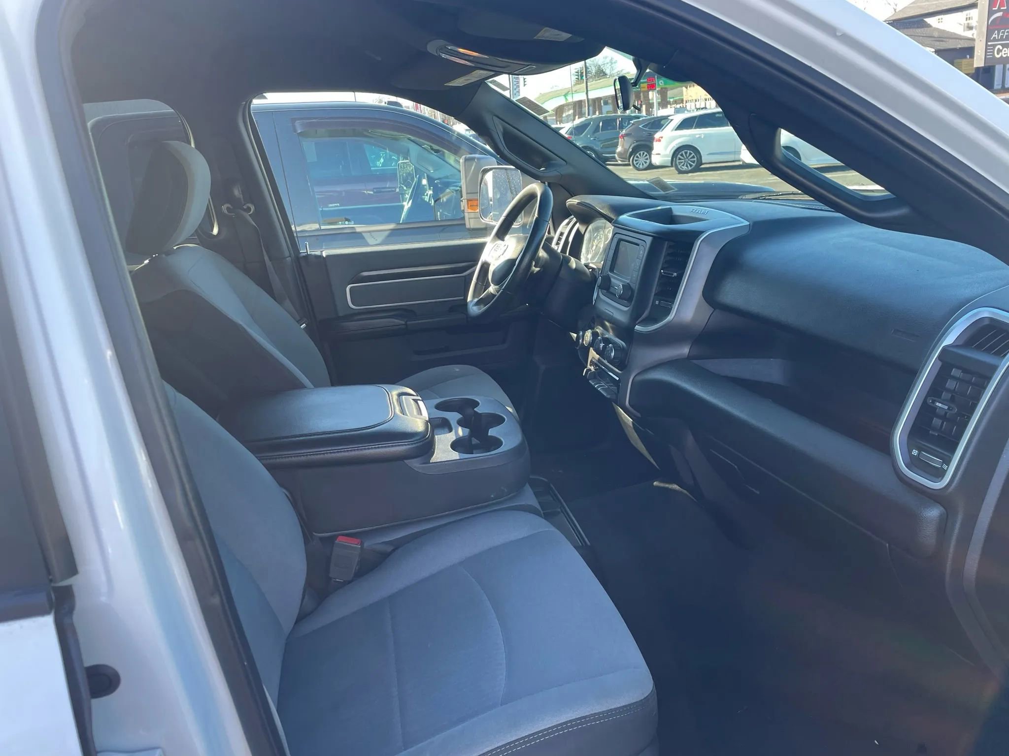 Used 2021 RAM 2500 Big Horn image 15