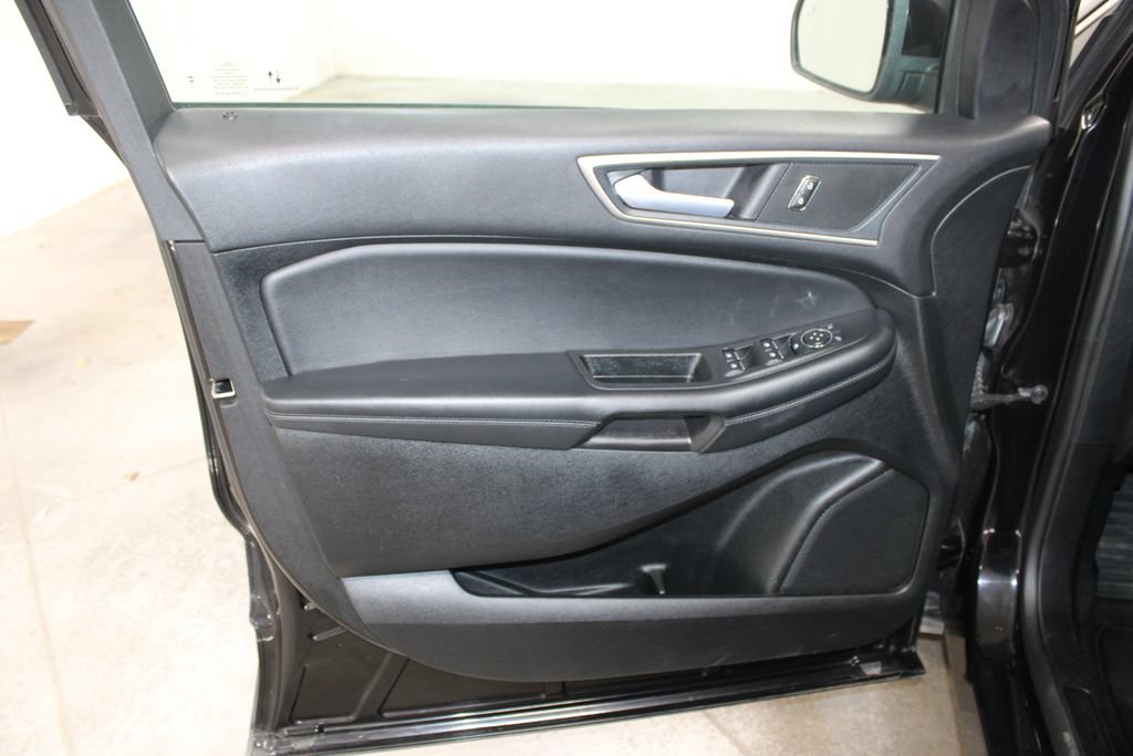 Used 2024 Ford Edge SEL AWD/4WD image 28