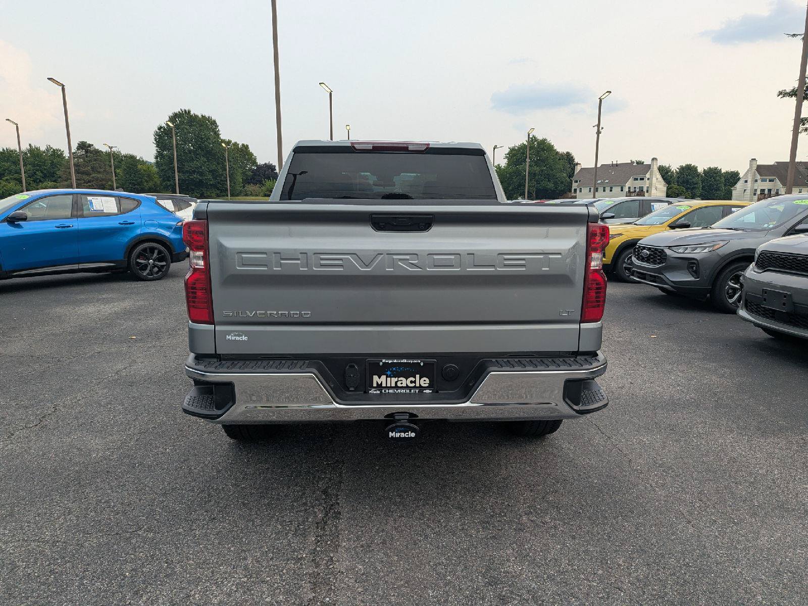 Used 2024 Chevrolet Silverado 1500 LT AWD/4WD image 6