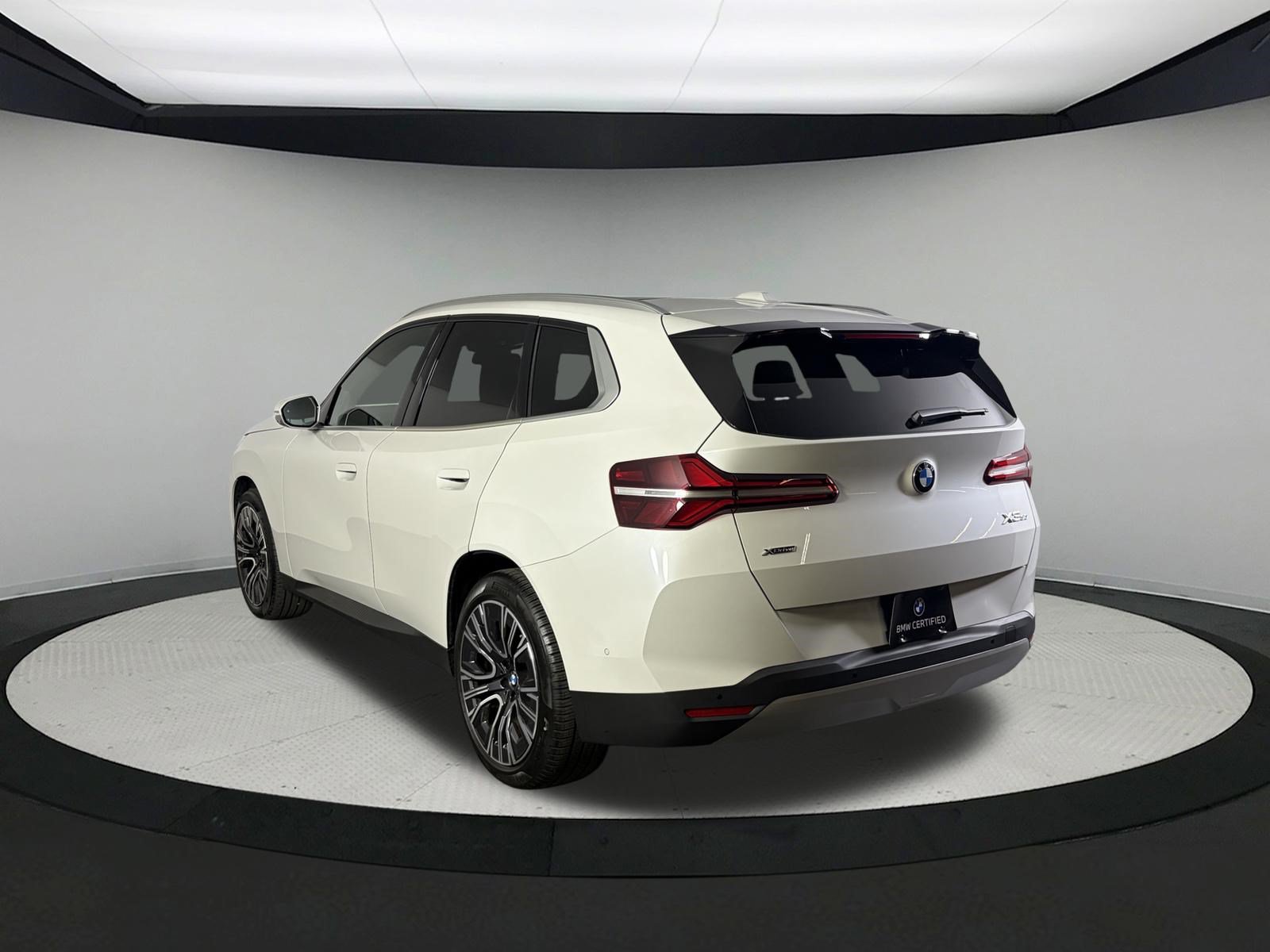 Certified 2025 BMW X3 xDrive30i w/ Premium Package AWD/4WD image 6