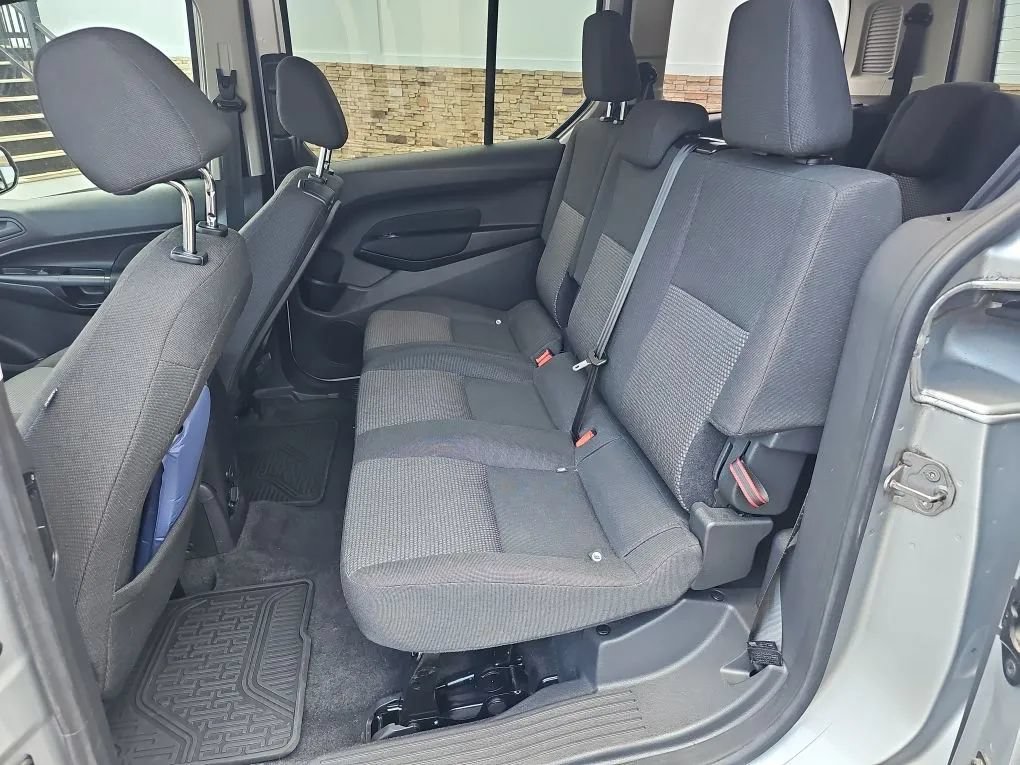 Used 2018 Ford Transit Connect XL FWD image 18