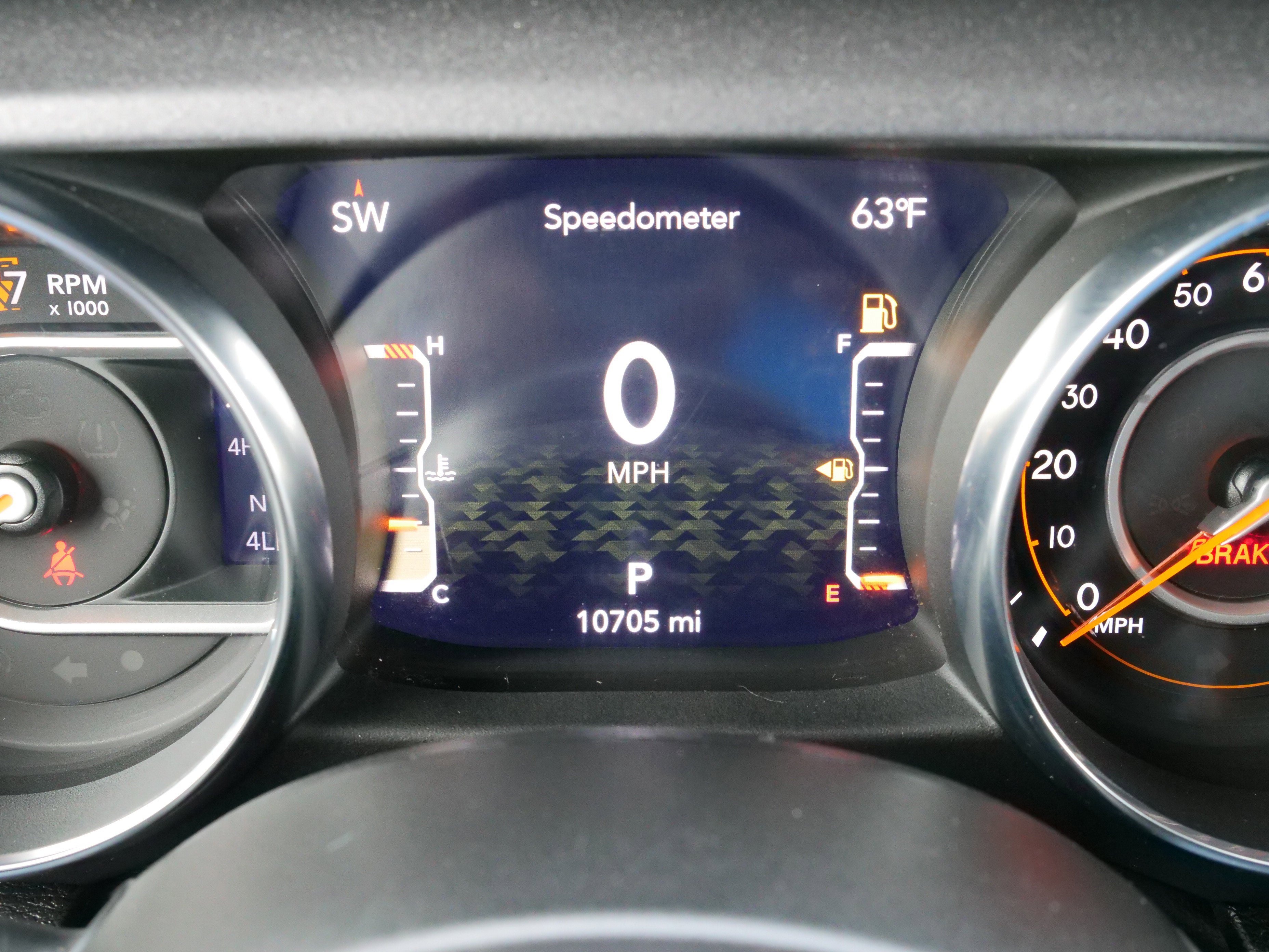 Used 2023 Jeep Gladiator Mojave w/ Cold Weather Group image 23