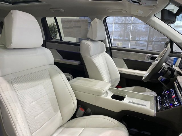 New 2025 Hyundai Santa Fe Calligraphy image 33