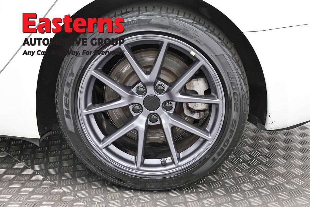 Used 2023 Tesla Model 3 Standard Range image 27