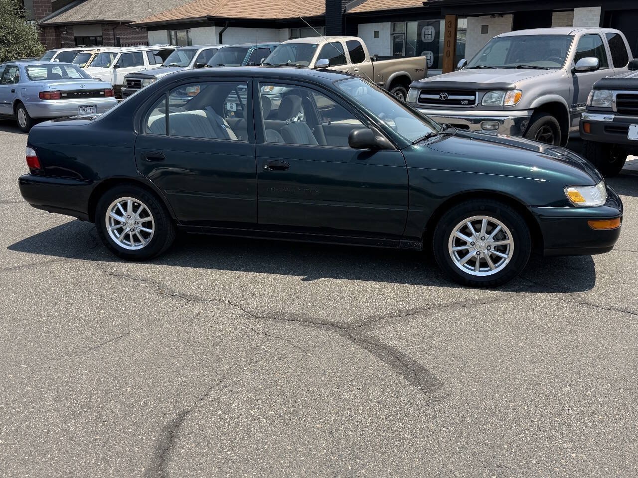 Used 1996 Toyota Corolla FWD image 27