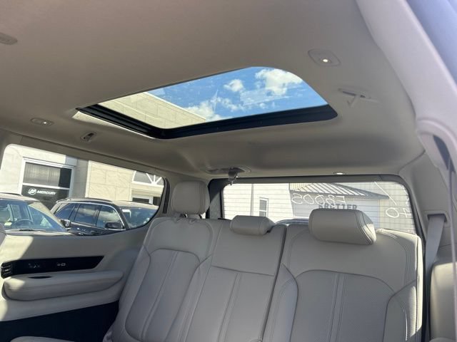 New 2024 Jeep Grand Wagoneer Series I w/ Rear Seat Video Group 1 AWD/4WD image 12