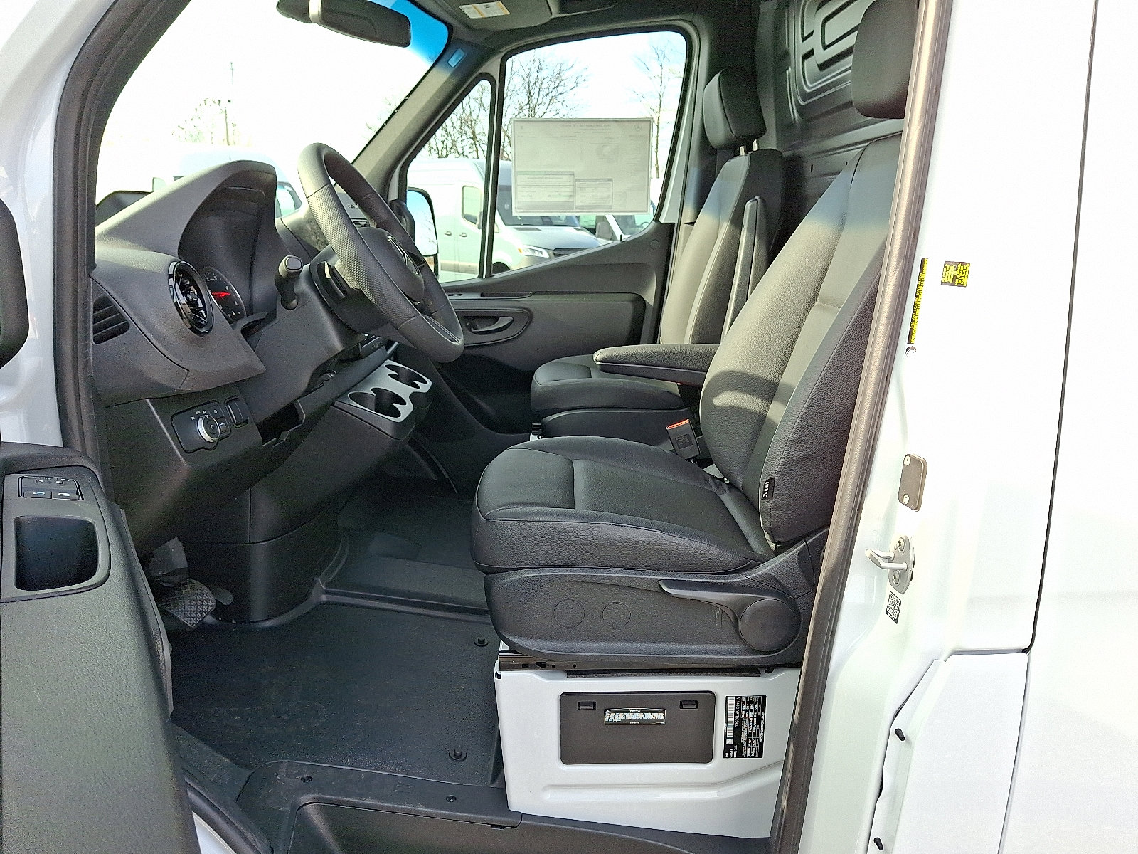 New 2026 Mercedes-Benz Sprinter 2500 image 12