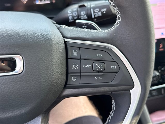 New 2025 Jeep Grand Cherokee L Limited w/ Trailer Tow Package image 20