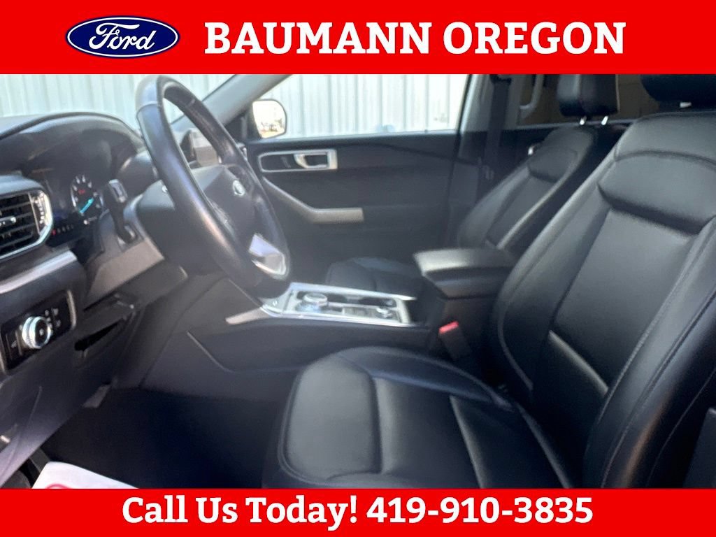 Used 2023 Ford Explorer XLT w/ Equipment Group 202A AWD/4WD image 15