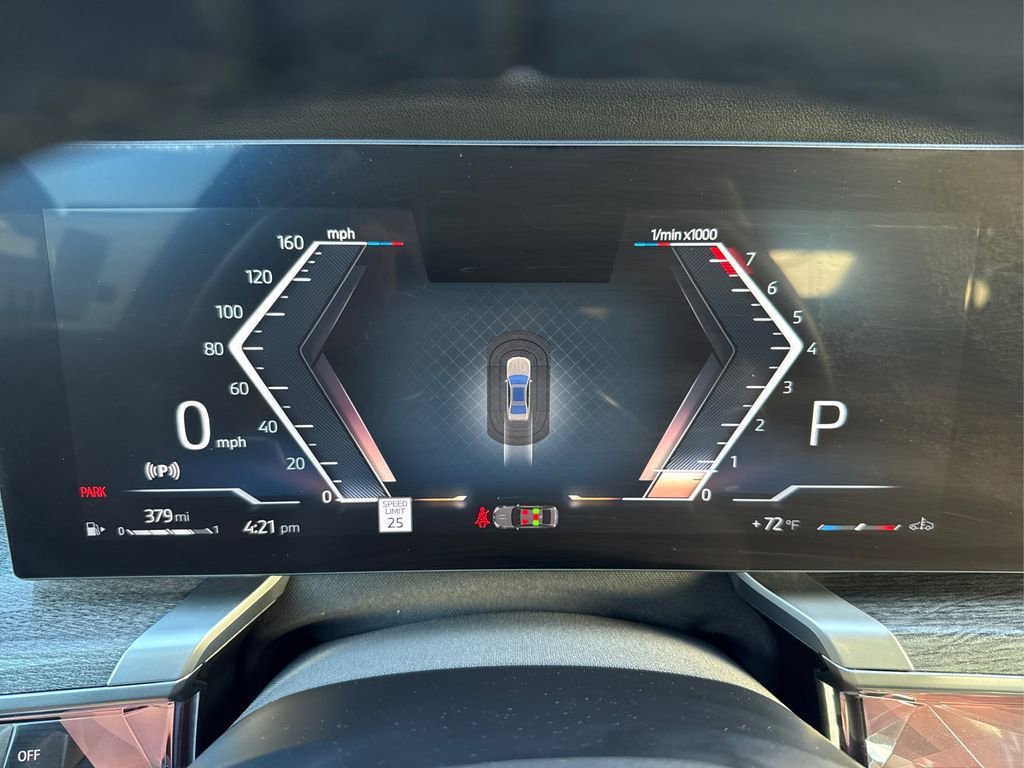 Used 2023 BMW 740i w/ Parking Assistance Package image 22