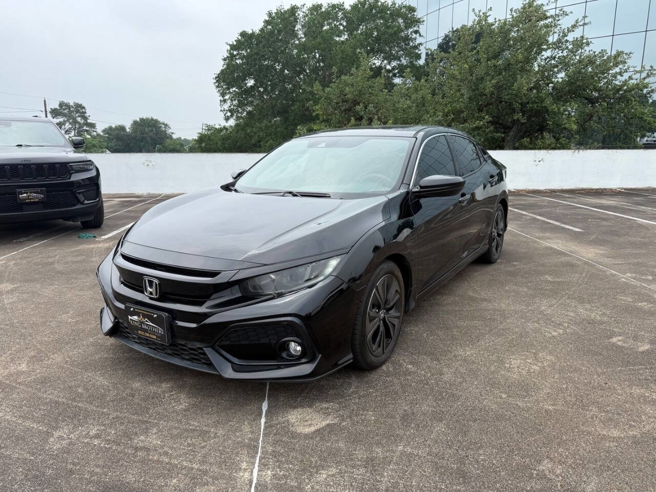 Used 2019 Honda Civic EX image 4