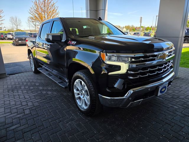 Used 2023 Chevrolet Silverado 1500 LTZ w/ LTZ Convenience Package II AWD/4WD image 6