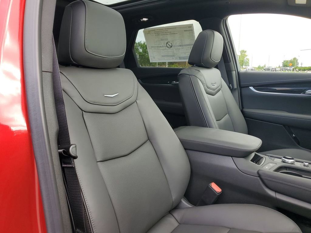 New 2025 Cadillac XT5 Premium Luxury w/ Technology Package image 30