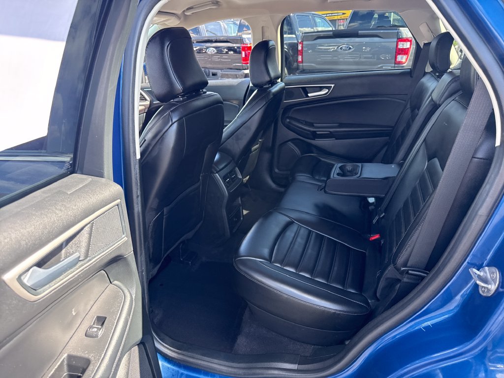 Used 2024 Ford Edge SEL AWD/4WD image 14